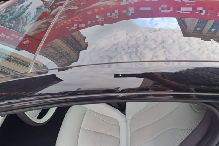Used XPeng P7+ 2025 Ultra-Long Range Max Flagship Edition Roof
