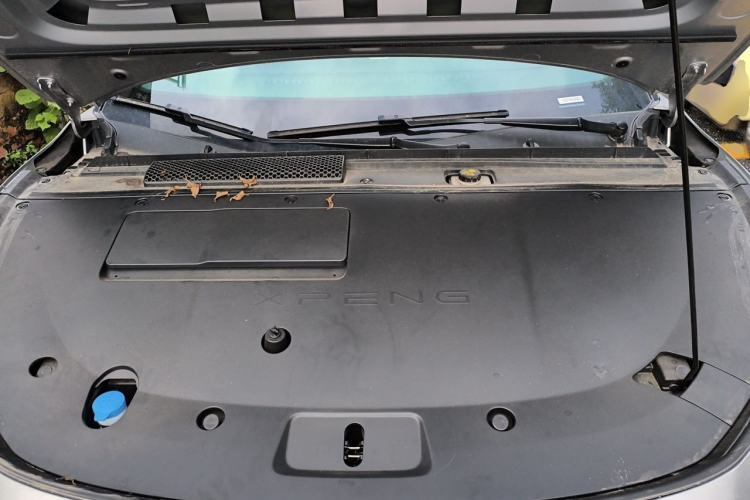 Used XPeng P7+ 2025 Ultra-Long Range Max Flagship Edition Engine Bay