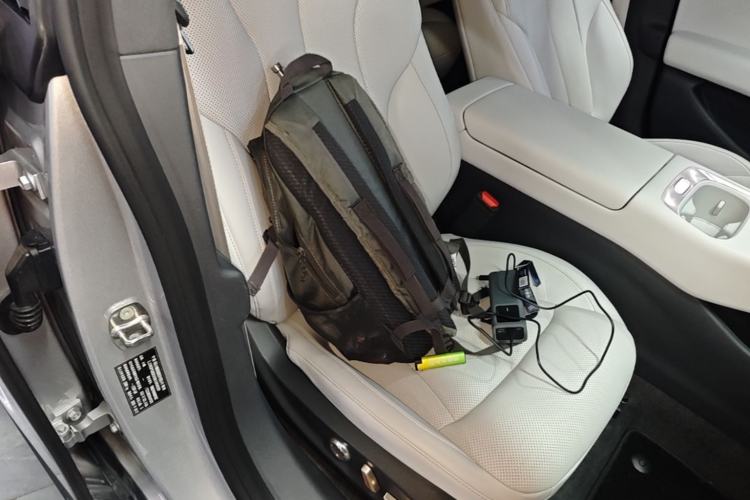 Used XPeng P7+ 2025 Ultra-Long Range Max Flagship Edition Right Front Seat