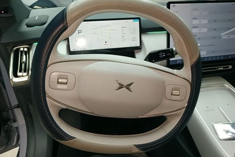 Used XPeng P7+ 2025 Ultra-Long Range Max Flagship Edition Steering Wheel