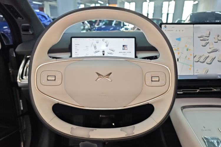 Used XPeng P7+ 2025 Ultra-Long Range Max Flagship Edition Steering Wheel