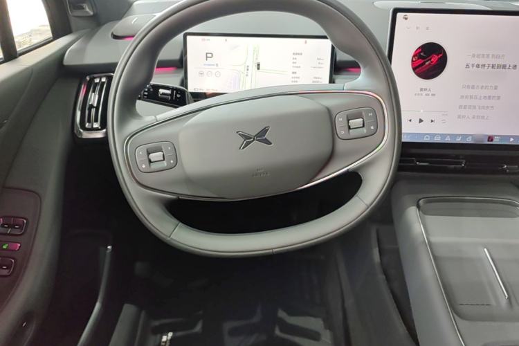 Used XPeng P7+ 2025 Ultra-Long Range Max Flagship Edition Steering Wheel