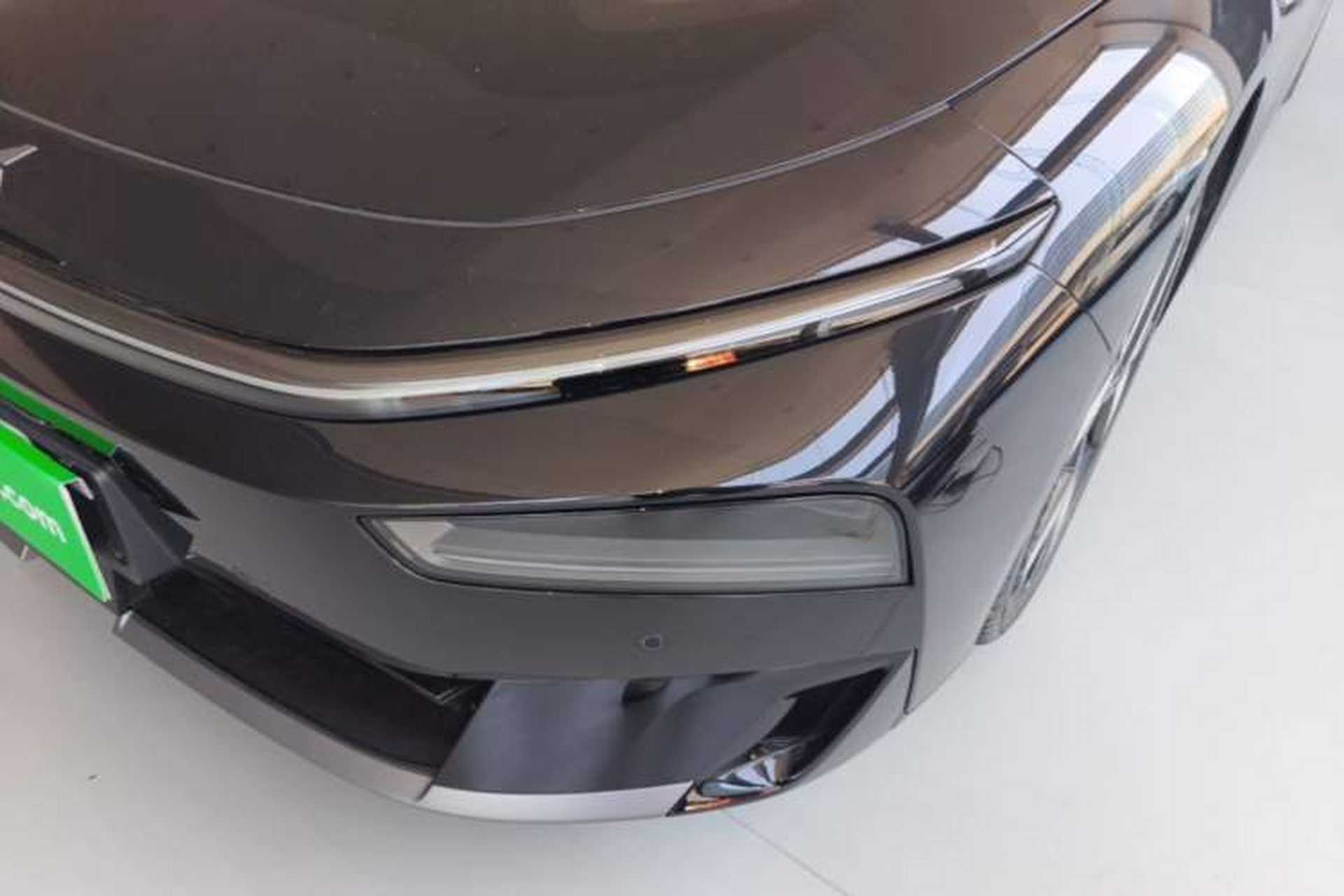 Used XPeng P7+ 2026 Model, Range-Extended 1550 Max Flagship Edition Left Front Headlight