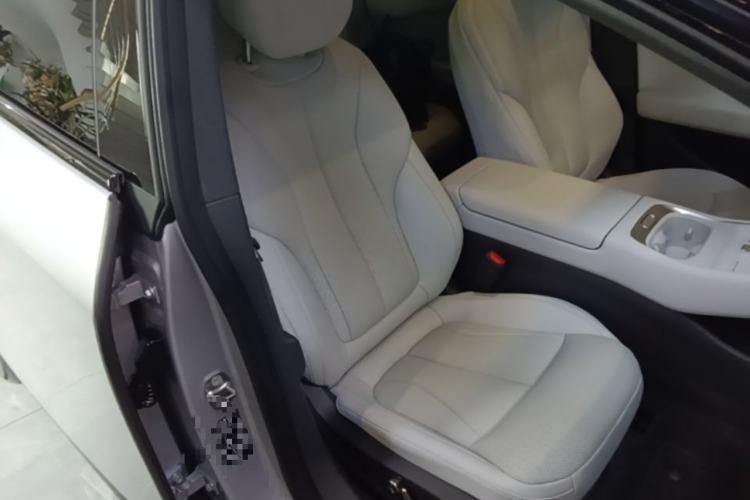 Used XPeng P7+ 2026 Model, Pure Electric 615 Max Flagship Edition Right Front Seat