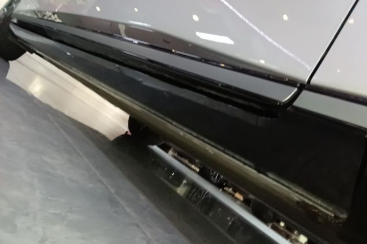 Used XPeng P7+ 2026 Model, Pure Electric 615 Max Flagship Edition Right Side Sill