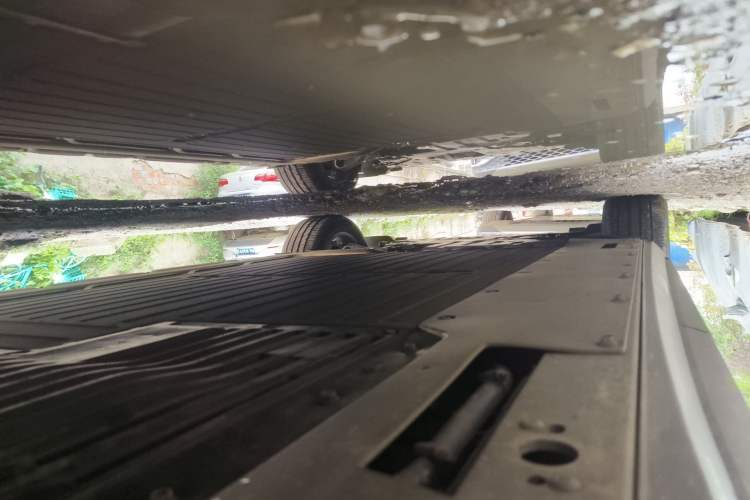 Used XPeng P7+ 2026 Model, Range-Extended 1550 Max Flagship Edition Chassis Rear Left