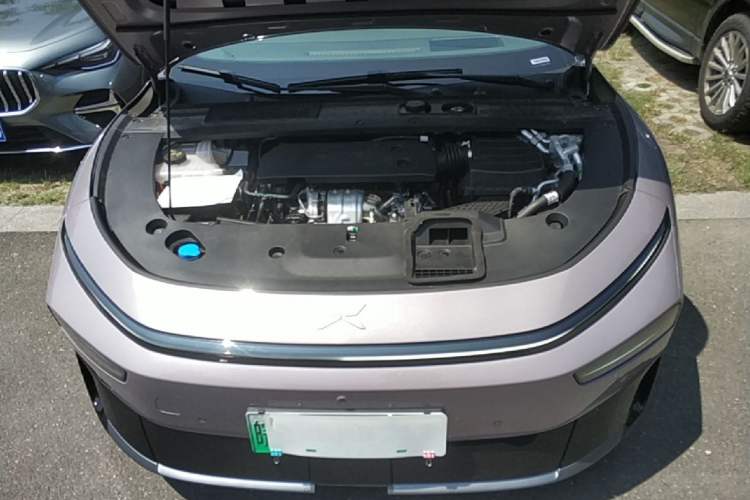 Used XPeng P7+ 2026 Model, Range-Extended 1550 Max Flagship Edition Engine Bay