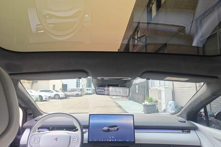 Used XPeng P7+ 2026 Model, Pure Electric 725 Max Flagship Edition Headliner