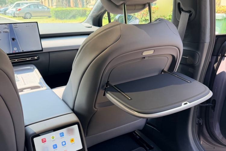 Used XPeng P7+ 2026 Model, Range-Extended 1550 Max Flagship Edition Interior 6