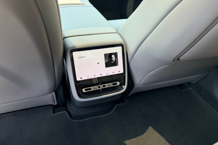 Used XPeng P7+ 2026 Model, Range-Extended 1550 Max Flagship Edition Interior 7