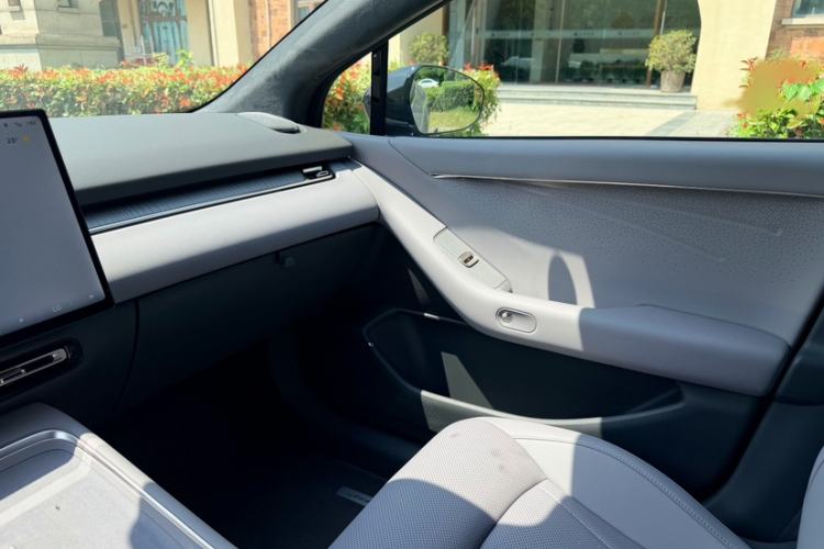 Used XPeng P7+ 2026 Model, Range-Extended 1550 Max Flagship Edition Interior 9