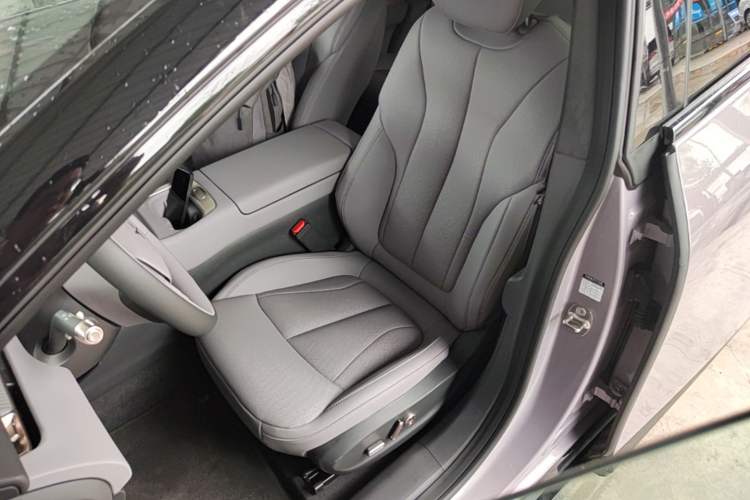 Used XPeng P7+ 2026 Model, Pure Electric 725 Max Flagship Edition Left Front Seat