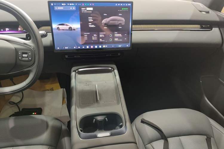 Used XPeng P7+ 2026 Model, Range-Extended 1550 Max Flagship Edition Audio And AC Panel