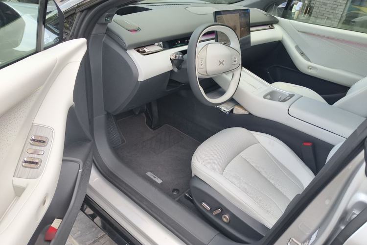 Used XPeng P7+ 2026 Model, Range-Extended 1550 Max Flagship Edition Driver Seat