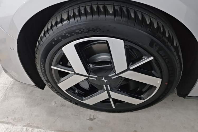 Used XPeng P7+ 2026 Model, Range-Extended 1550 Max Flagship Edition Exterior 4
