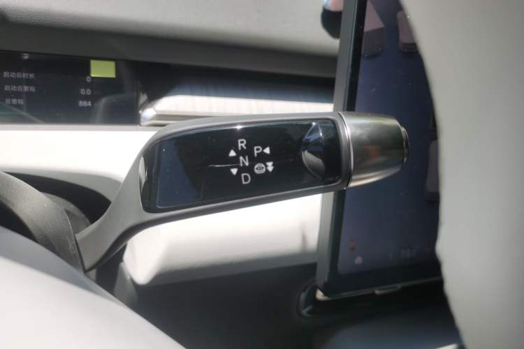 Used XPeng P7+ 2026 Model, Pure Electric 615 Max Flagship Edition Gear Lever