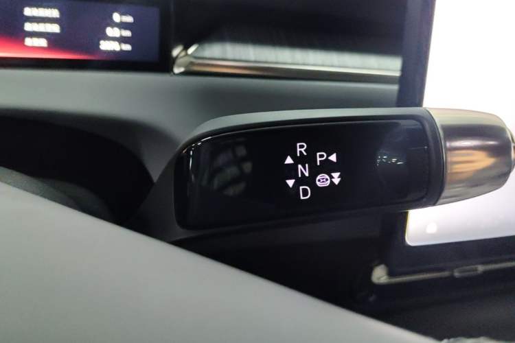 Used XPeng P7+ 2026 Model, Pure Electric 615 Max Flagship Edition Gear Lever