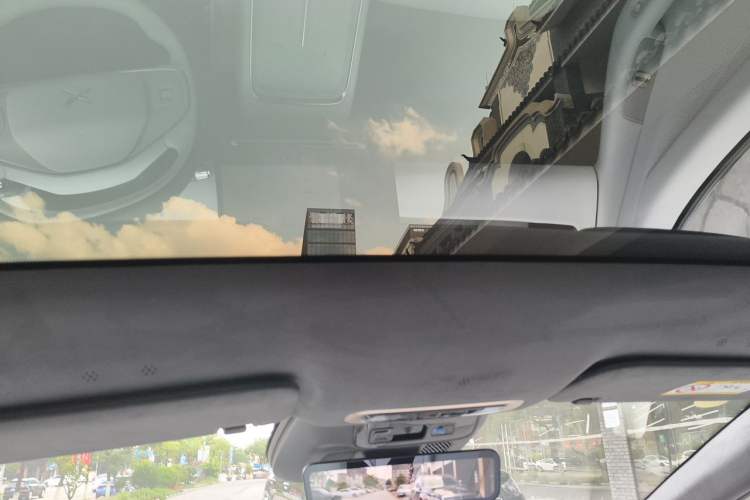 Used XPeng P7+ 2026 Model, Range-Extended 1550 Max Flagship Edition Headliner