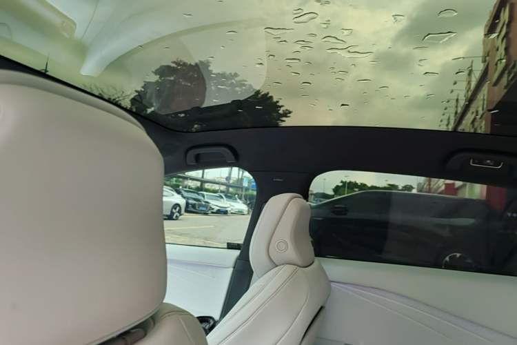 Used XPeng P7+ 2026 Model, Pure Electric 615 Max Flagship Edition Headliner
