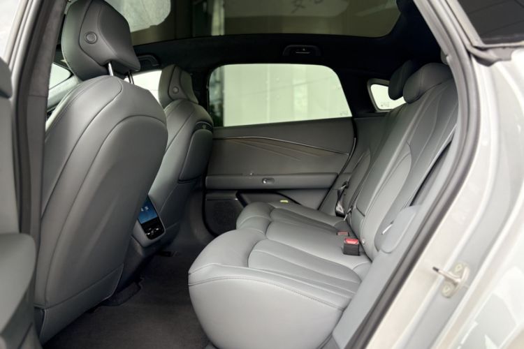 Used XPeng P7+ 2026 Model, Range-Extended 1550 Max Flagship Edition Interior 4