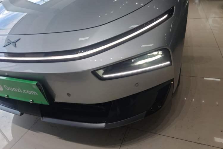 Used XPeng P7+ 2026 Model, Pure Electric 615 Max Flagship Edition Left Front Headlight