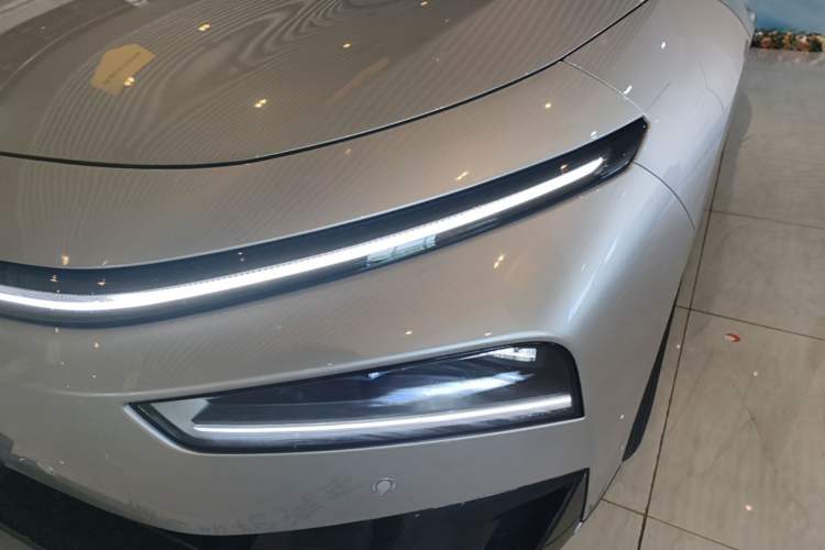 Used XPeng P7+ 2026 Model, Pure Electric 615 Max Flagship Edition Left Front Headlight