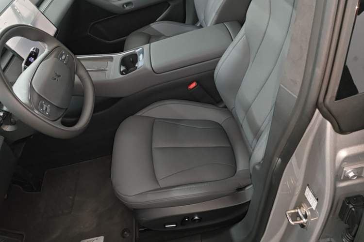 Used XPeng P7+ 2026 Model, Range-Extended 1550 Max Flagship Edition Left Front Seat
