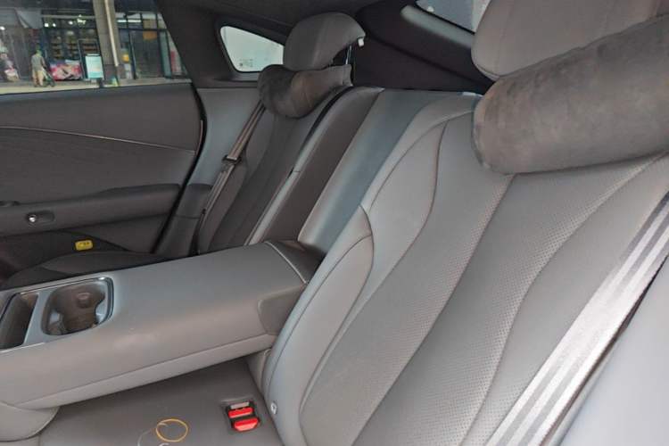 Used XPeng P7+ 2026 Model, Pure Electric 615 Max Flagship Edition Left Rear Seat