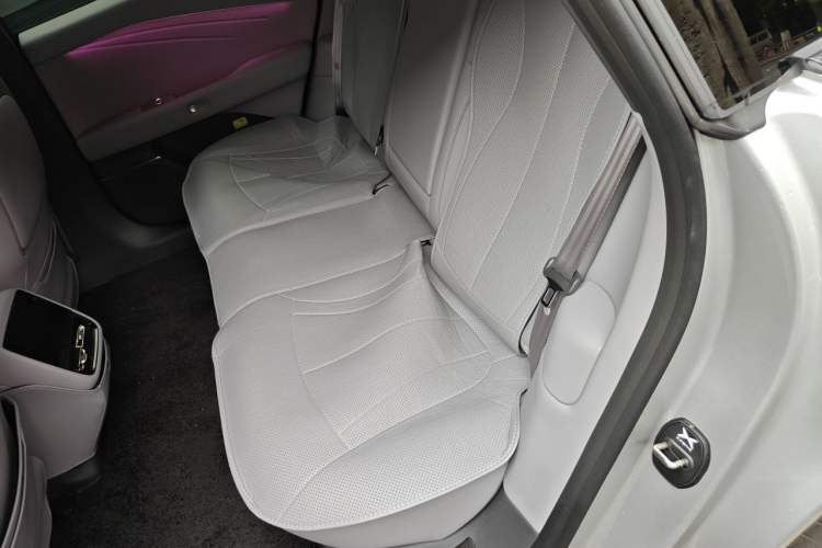 Used XPeng P7+ 2026 Model, Pure Electric 615 Max Flagship Edition Left Rear Seat
