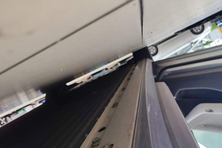 Used XPeng P7+ 2026 Model, Pure Electric 615 Max Flagship Edition Left Side Sill