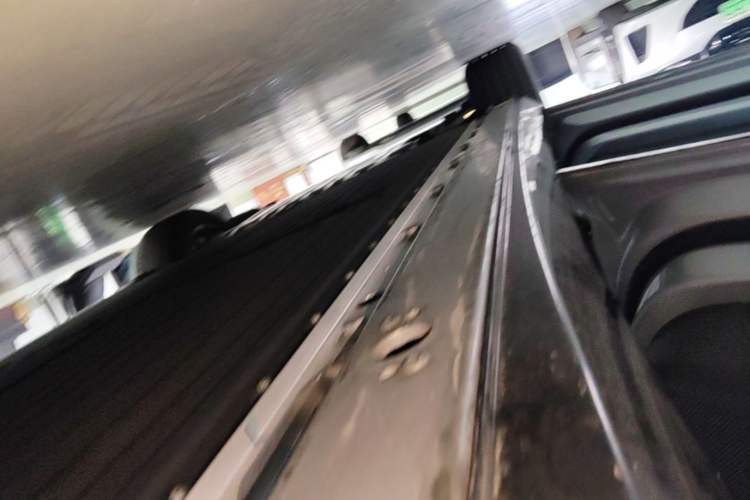 Used XPeng P7+ 2026 Model, Pure Electric 615 Max Flagship Edition Left Side Sill