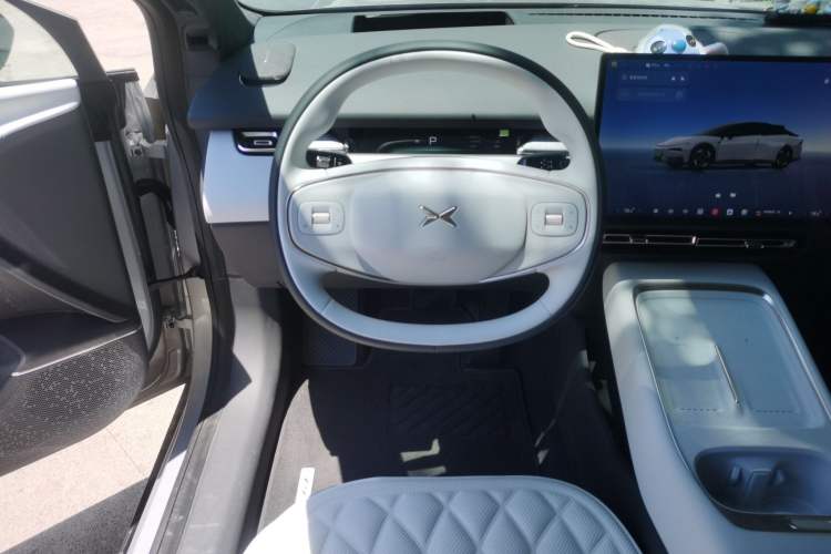 Used XPeng P7+ 2026 Model, Pure Electric 615 Max Flagship Edition Steering Wheel