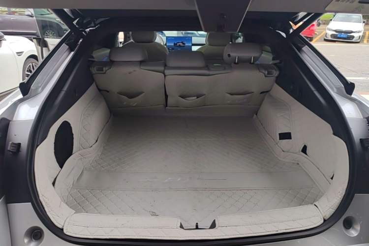 Used XPeng P7+ 2026 Model, Pure Electric 615 Max Flagship Edition Trunk