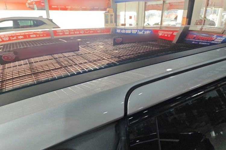 Used XPeng X9 2024 702 Ultra-Long Range Max Roof