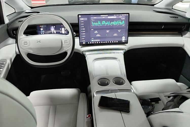 Used XPeng X9 2024 702 Ultra-Long Range Pro Center Console