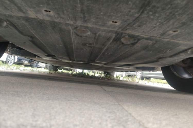 Used XPeng X9 2024 610 Long-Range Pro Chassis Front