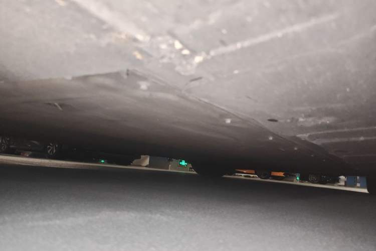 Used XPeng X9 2024 702 Ultra-Long Range Pro Chassis Front Left