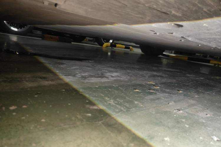 Used XPeng X9 2024 702 Ultra-Long Range Max Chassis Front Left