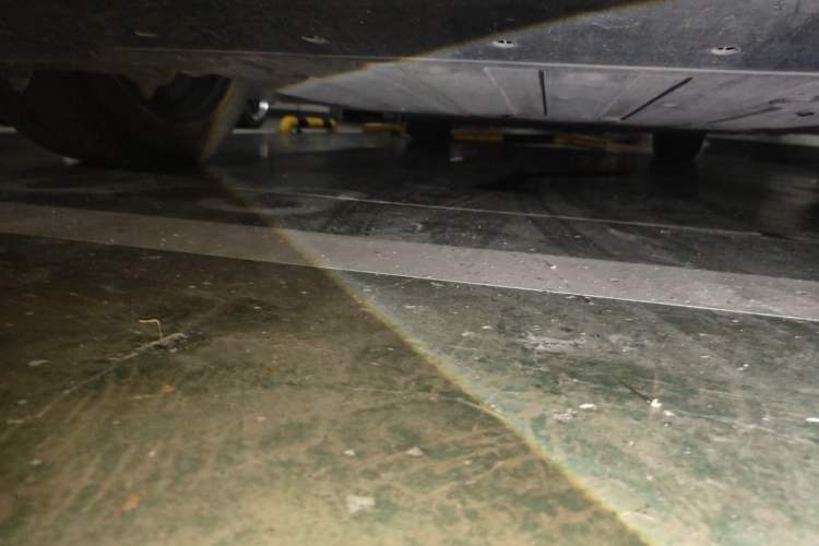 Used XPeng X9 2024 702 Ultra-Long Range Max Chassis Front