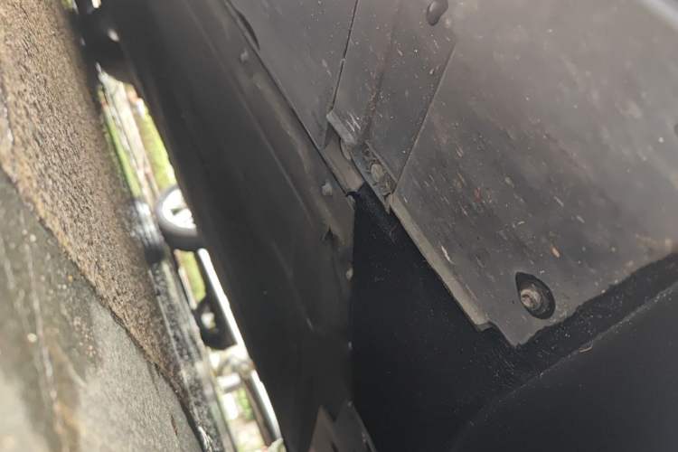 Used XPeng X9 2024 702 Ultra-Long Range Max Chassis Front Right