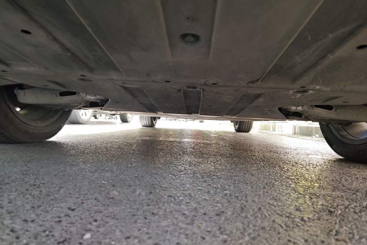 Used XPeng X9 2024 702 Ultra-Long Range Pro Chassis Rear