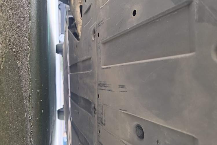 Used XPeng X9 2024 702 Ultra-Long Range Pro Chassis Rear