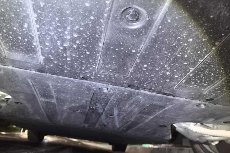 Used XPeng X9 2024 702 Ultra-Long Range Max Chassis Rear