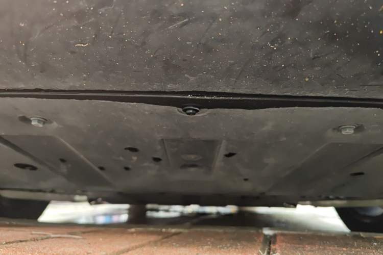 Used XPeng X9 2024 702 Ultra-Long Range Max Chassis Rear