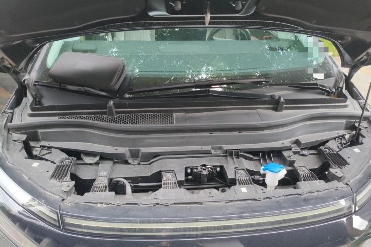 Used XPeng X9 2024 640 All-Wheel Drive High-Performance Max Engine Bay