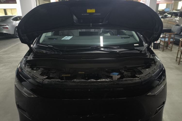 Used XPeng X9 2024 640 All-Wheel Drive High-Performance Max Engine Bay