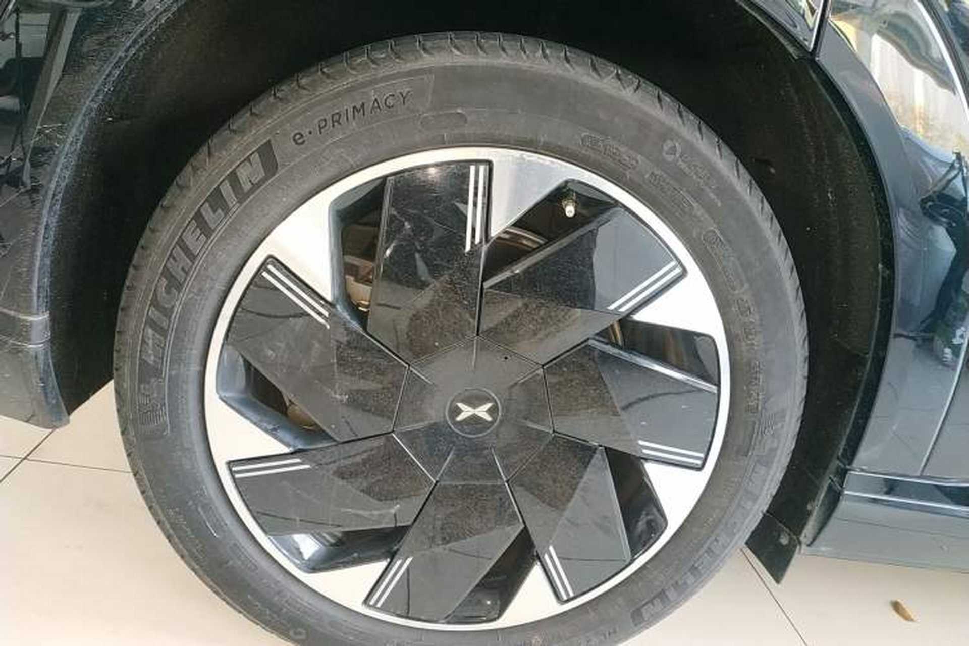 Used XPeng X9 2024 640 All-Wheel Drive High-Performance Max Exterior 8