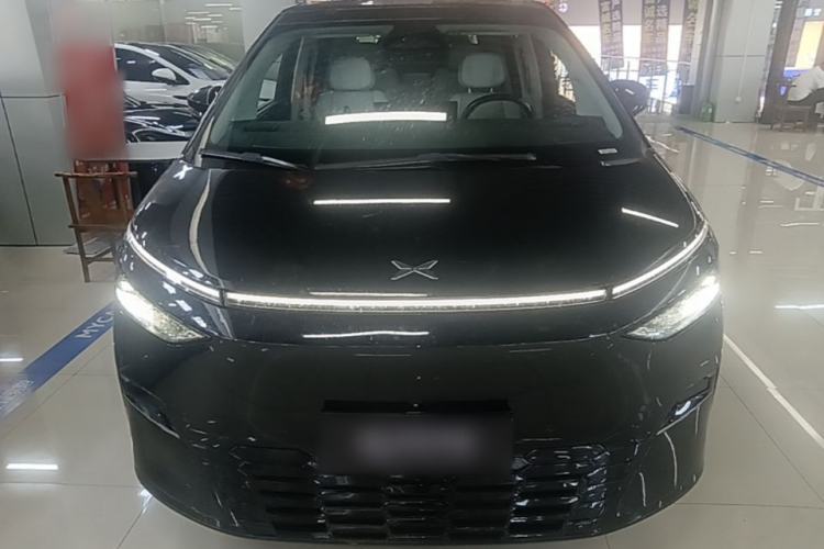 Used XPeng X9 2024 702 Ultra-Long Range Max Front