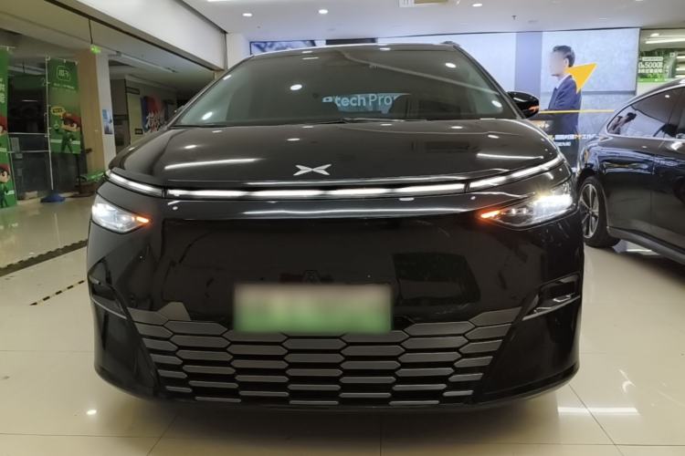 Used XPeng X9 2024 640 All-Wheel Drive High-Performance Max Front