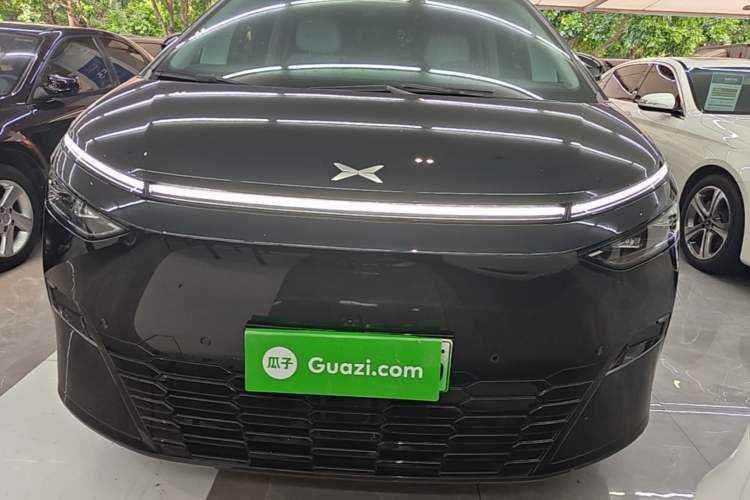 Used XPeng X9 2024 610 Long-Range Pro Front